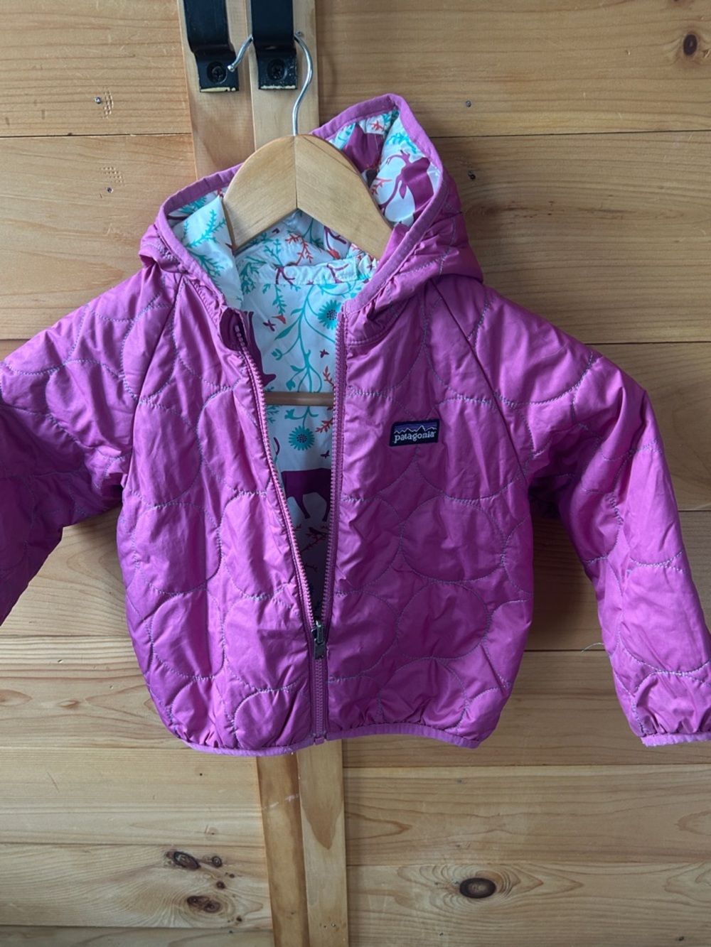 Patagonia Reversible Girls' Nano Pink Quilted Hooded Jacket Deer Print Read